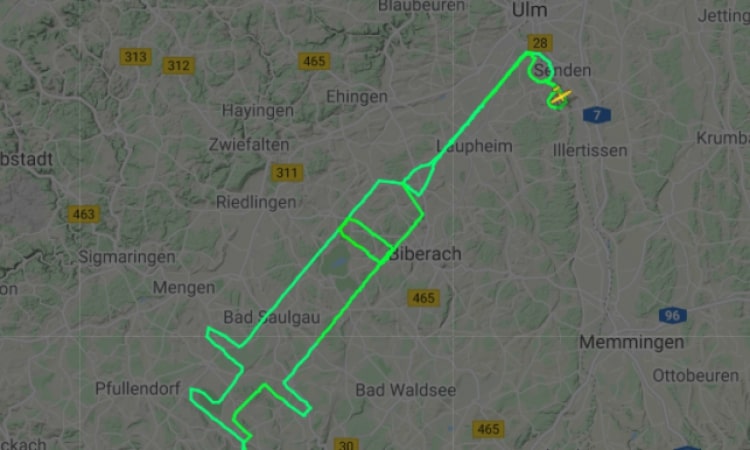 Njemački pilot 'iscrtao' na nebu špricu dugu 70 kilometara